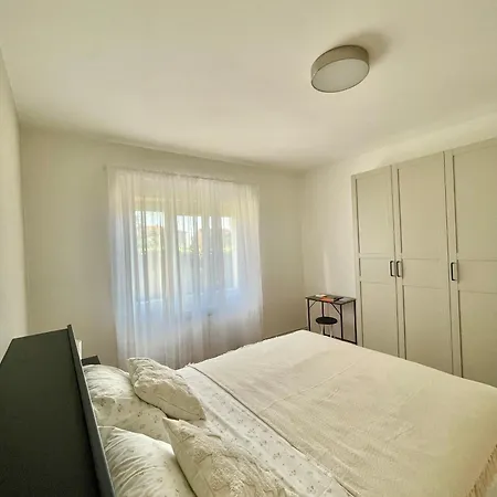 Lavrika Apartment